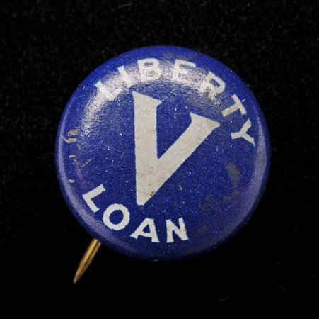 Liberty Loan Pin, X1988.02.37